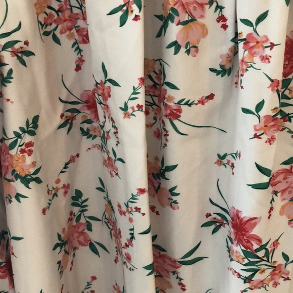 BLOOMCHIC FLORAL PRINT FRILL TRIM BLOUSE 14-16 NWT - Picture 8 of 11